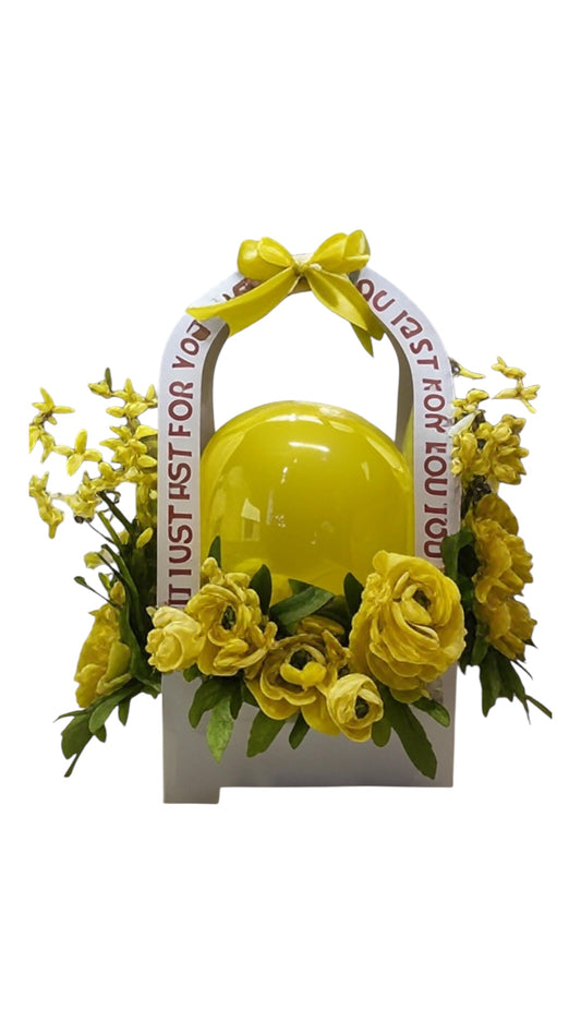 Custom Balloon & Flower Gift Arrangement with Personalized Text